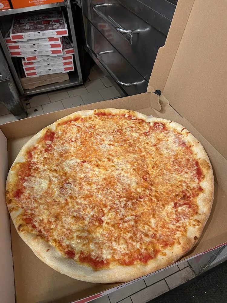 Large Round Pizza Pie