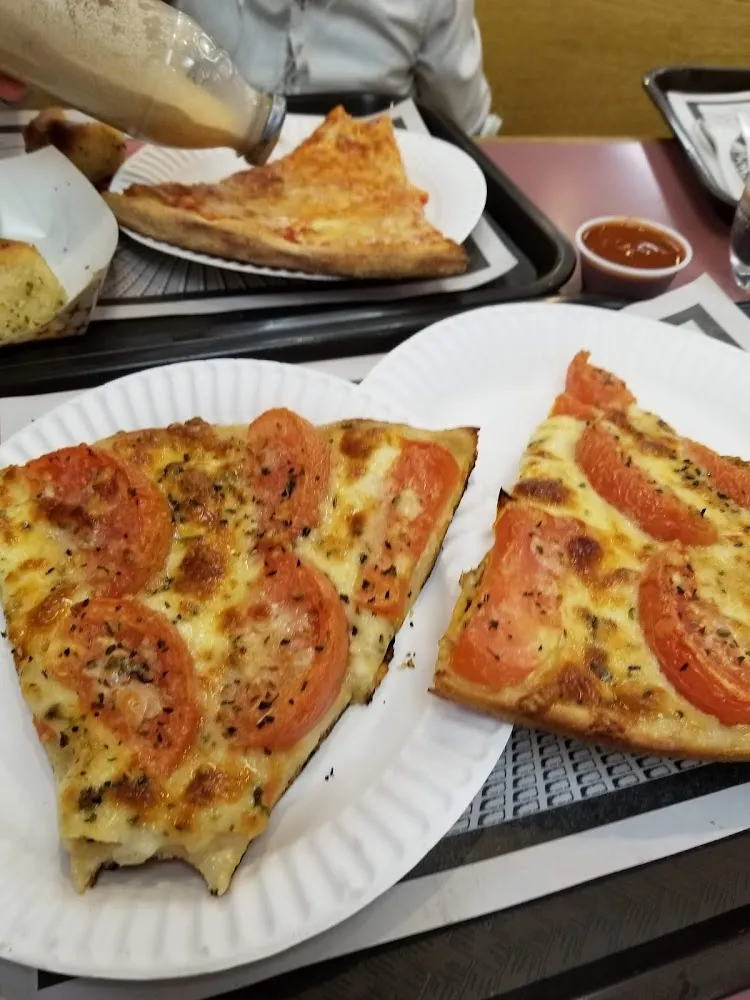 Tomato Pizza